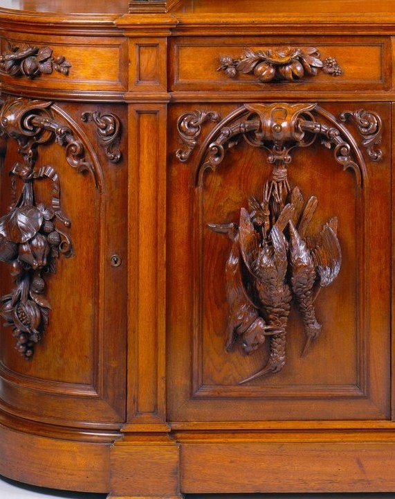 Buffet en noyer sculpté, fin XIXe siècle (demo) - détail